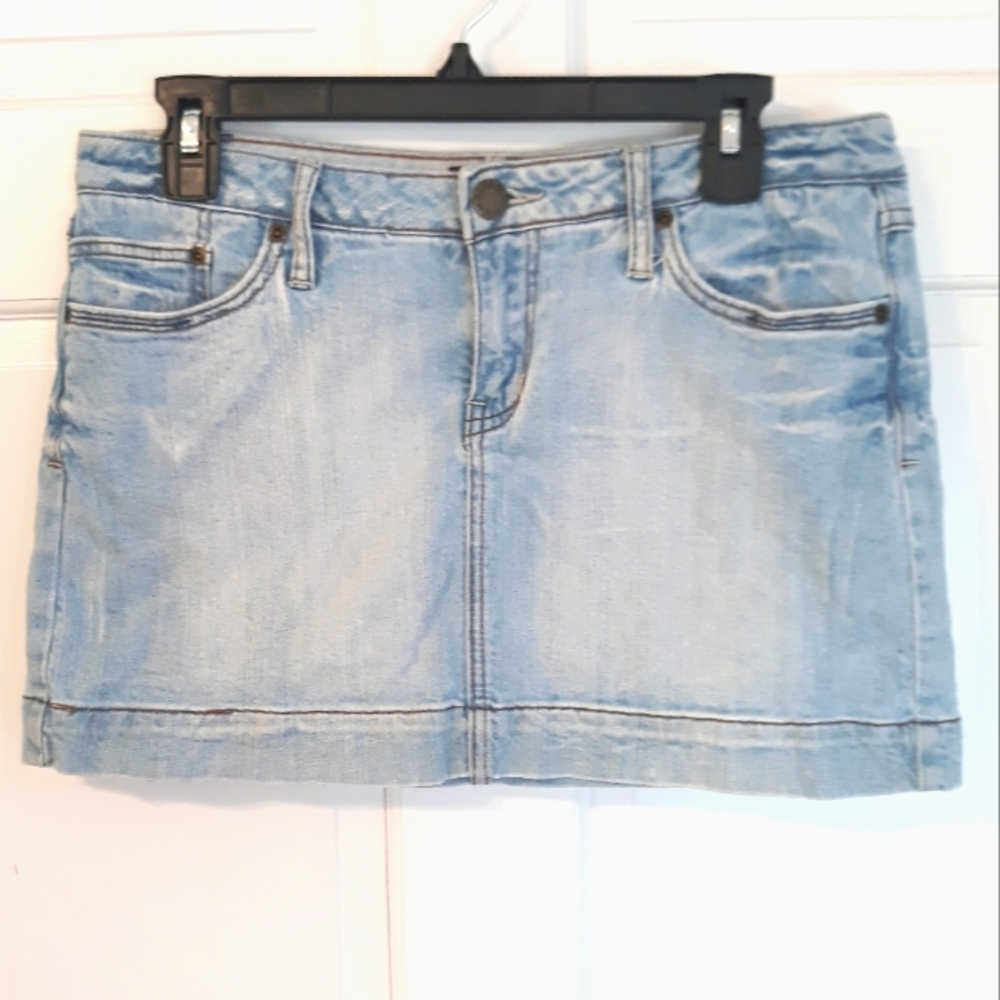 Zana Di y2k vintage light wash denim embroidered embellished mini skirt